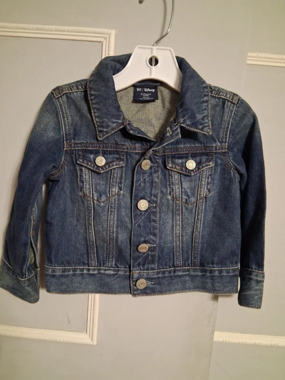 GAP baby disney
